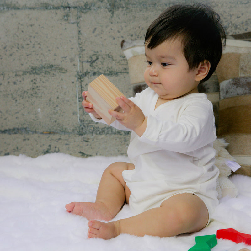 Baby wearing Organic Onesie Basic Kimono - White Long Sleeve